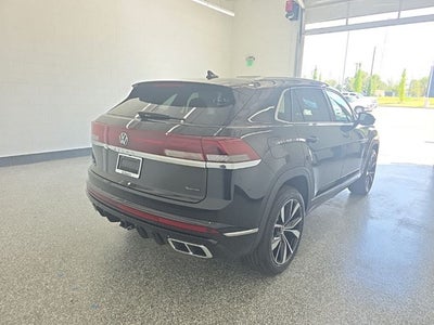 2026 Volkswagen Atlas Cross Sport 2.0T SEL Premium R-Line