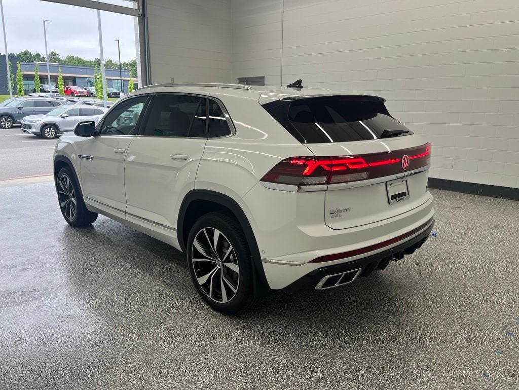 2026 Volkswagen Atlas Cross Sport 2.0T SEL Premium R-Line