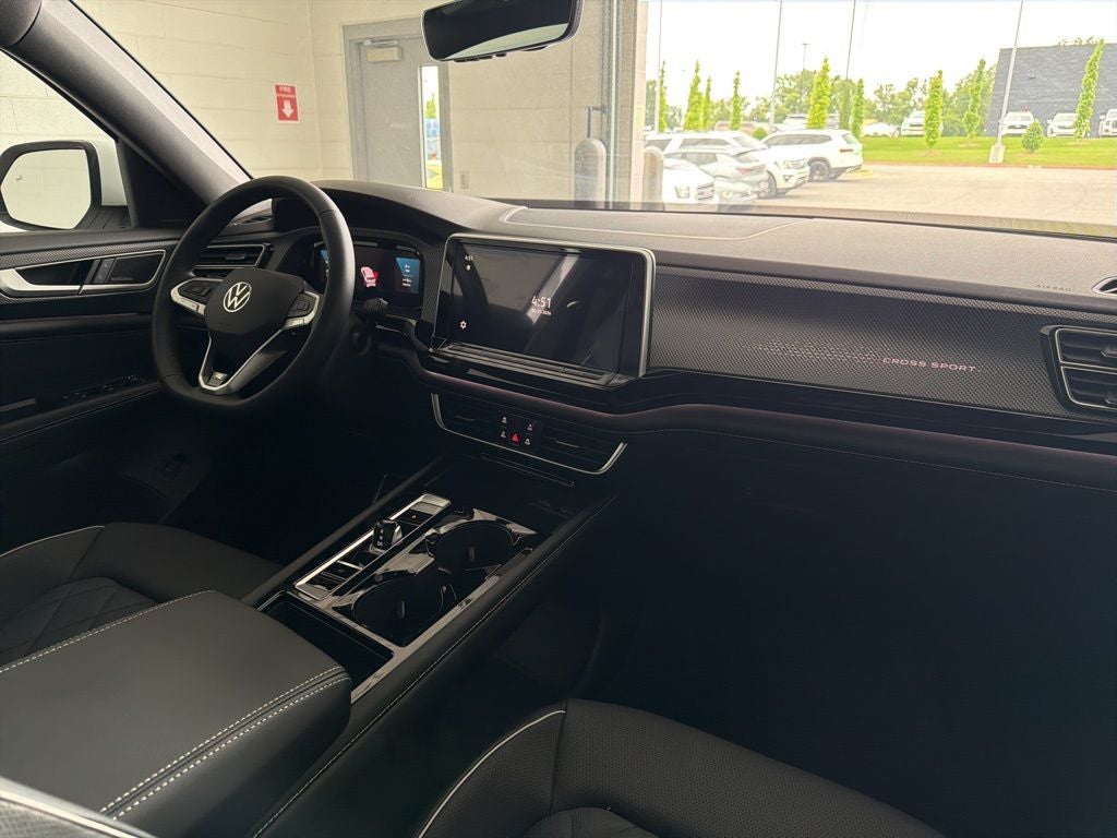 2026 Volkswagen Atlas Cross Sport 2.0T SEL Premium R-Line