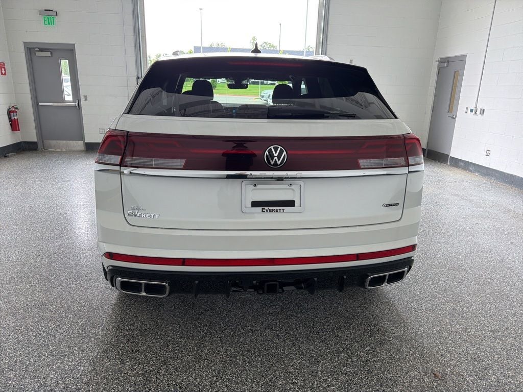 2026 Volkswagen Atlas Cross Sport 2.0T SEL Premium R-Line