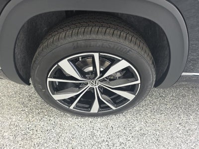 2026 Volkswagen Atlas Cross Sport SEL Premium R-Line