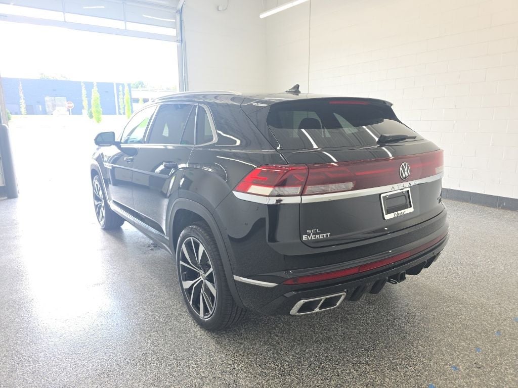 2026 Volkswagen Atlas Cross Sport SEL Premium R-Line