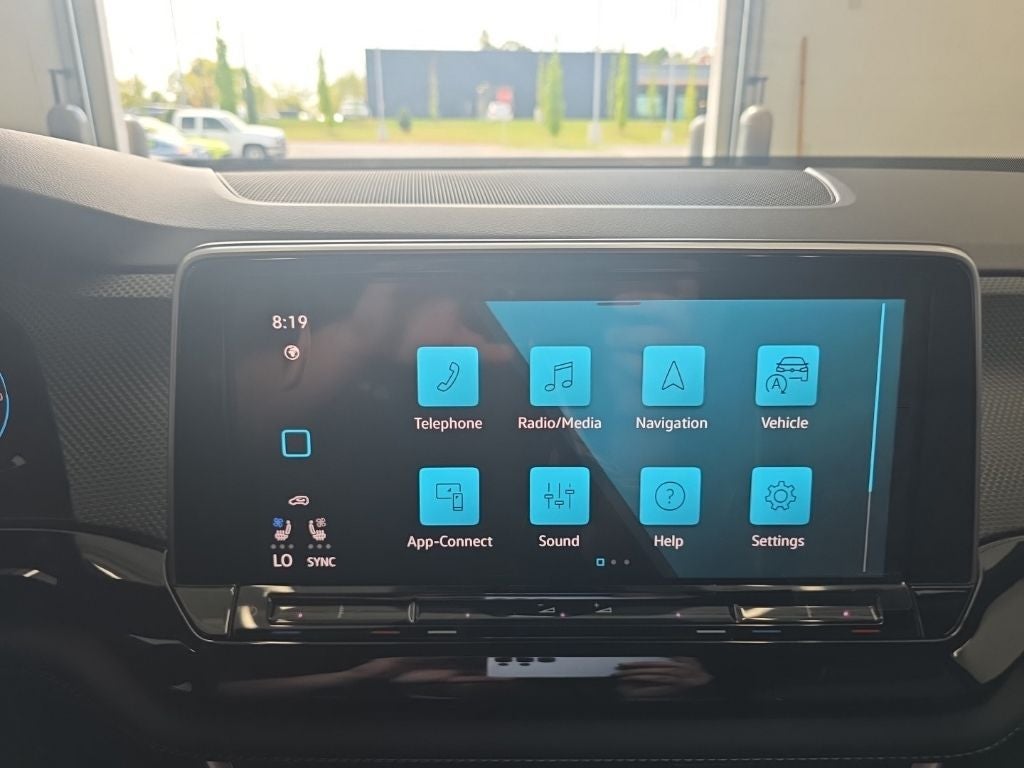 2026 Volkswagen Atlas Cross Sport SEL Premium R-Line