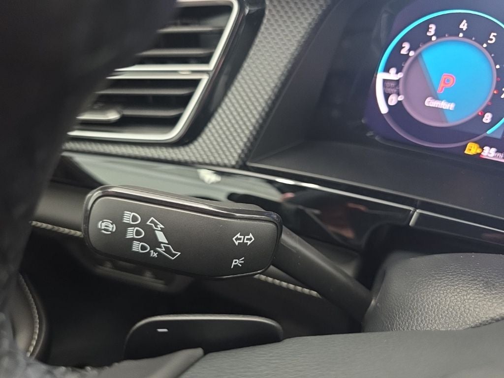 2026 Volkswagen Atlas Cross Sport SEL Premium R-Line