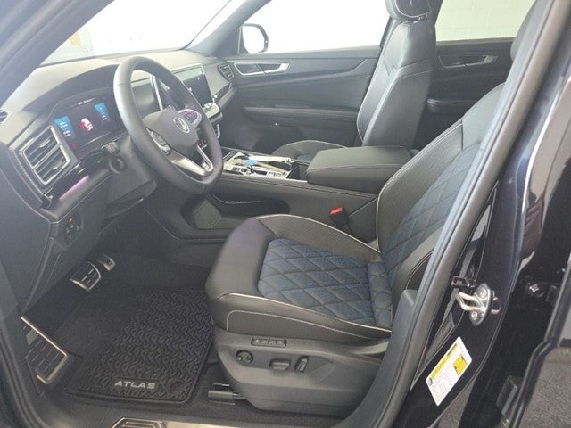 2026 Volkswagen Atlas Cross Sport SEL Premium R-Line