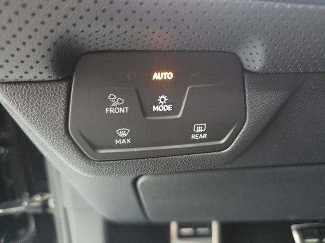 2026 Volkswagen Atlas Cross Sport SEL Premium R-Line