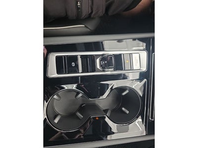 2026 Volkswagen Atlas Cross Sport SEL Premium R-Line