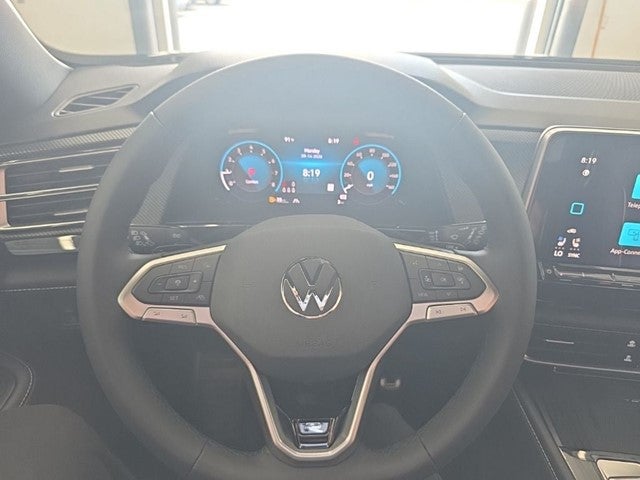 2026 Volkswagen Atlas Cross Sport SEL Premium R-Line