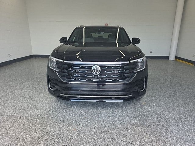 2026 Volkswagen Atlas Cross Sport SEL Premium R-Line