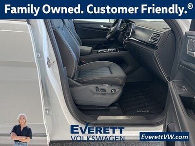 2026 Volkswagen Atlas Cross Sport 2.0T SEL Premium R-Line