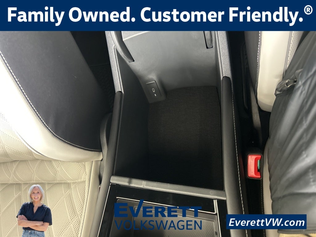 2026 Volkswagen Atlas Cross Sport 2.0T SEL Premium R-Line 4MOTION