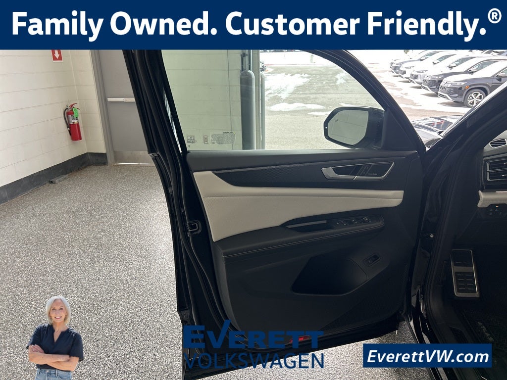 2026 Volkswagen Atlas Cross Sport 2.0T SEL Premium R-Line 4MOTION