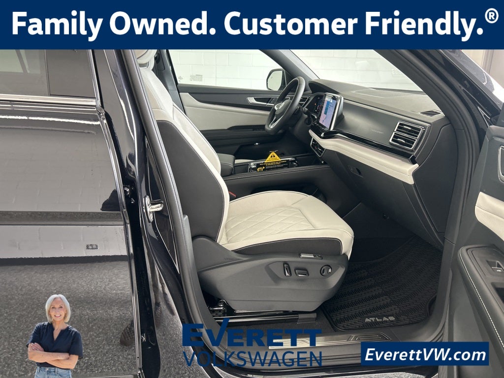 2026 Volkswagen Atlas Cross Sport 2.0T SEL Premium R-Line 4MOTION