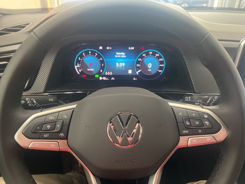 2026 Volkswagen Atlas Cross Sport 2.0T SEL Premium R-Line