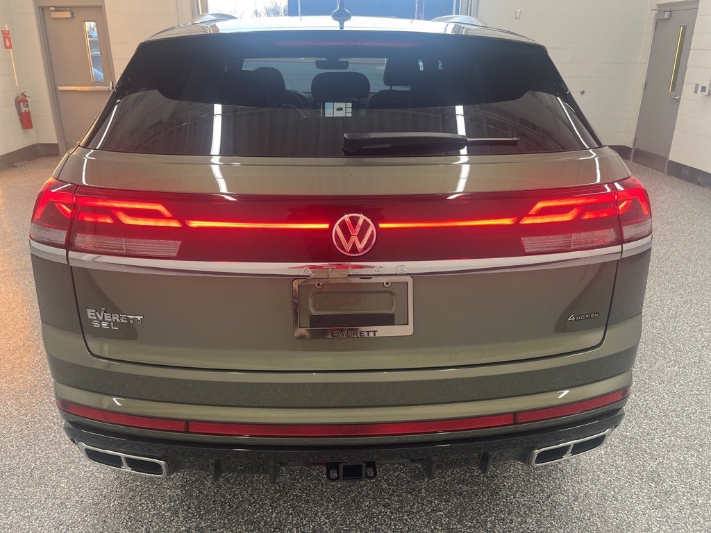 2026 Volkswagen Atlas Cross Sport 2.0T SEL Premium R-Line