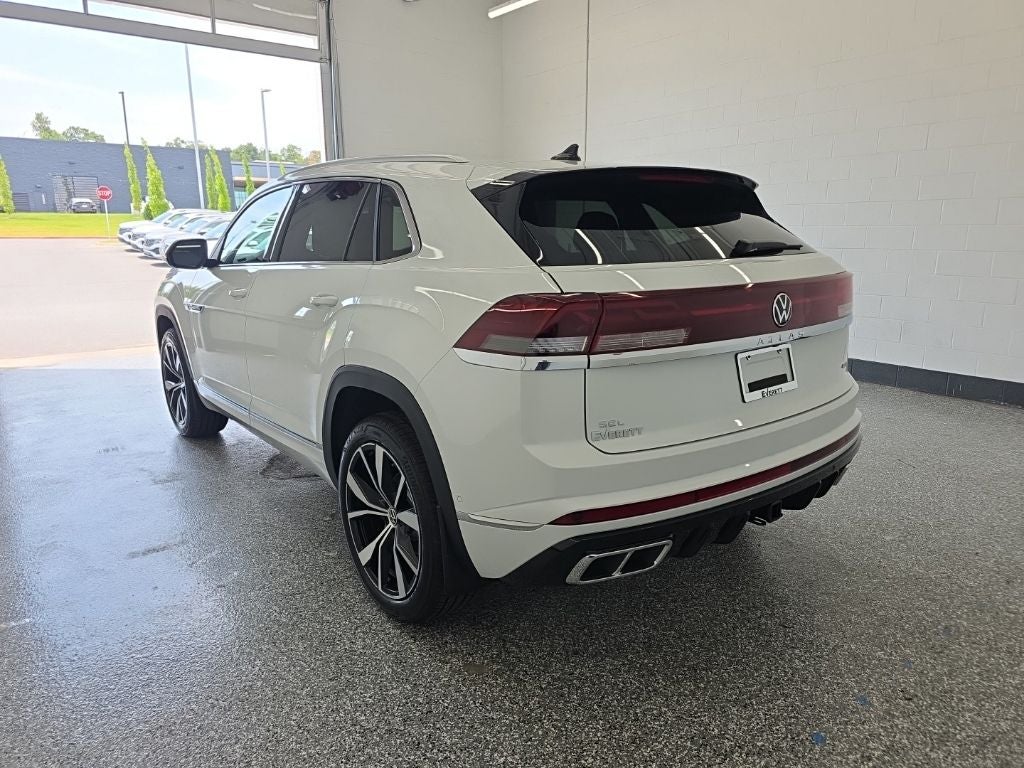 2026 Volkswagen Atlas Cross Sport 2.0T SEL Premium R-Line