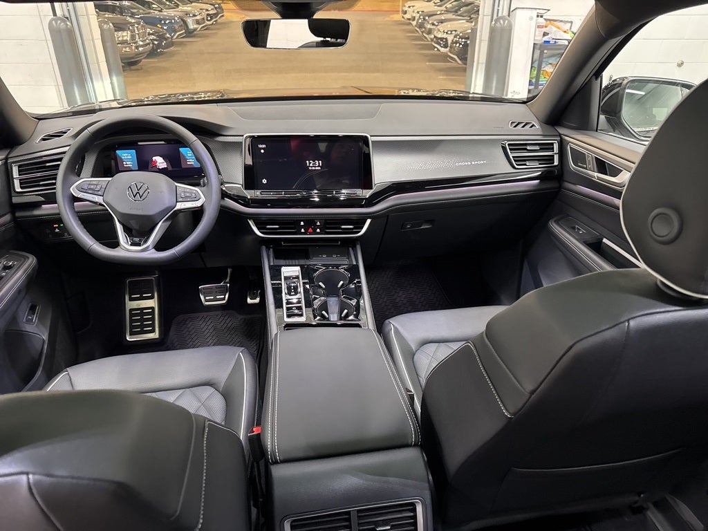 2026 Volkswagen Atlas Cross Sport 2.0T SEL Premium R-Line