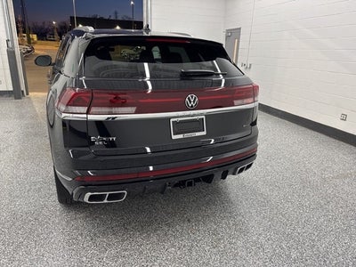 2026 Volkswagen Atlas Cross Sport 2.0T SEL Premium R-Line