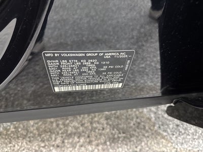 2026 Volkswagen Atlas Cross Sport 2.0T SEL Premium R-Line