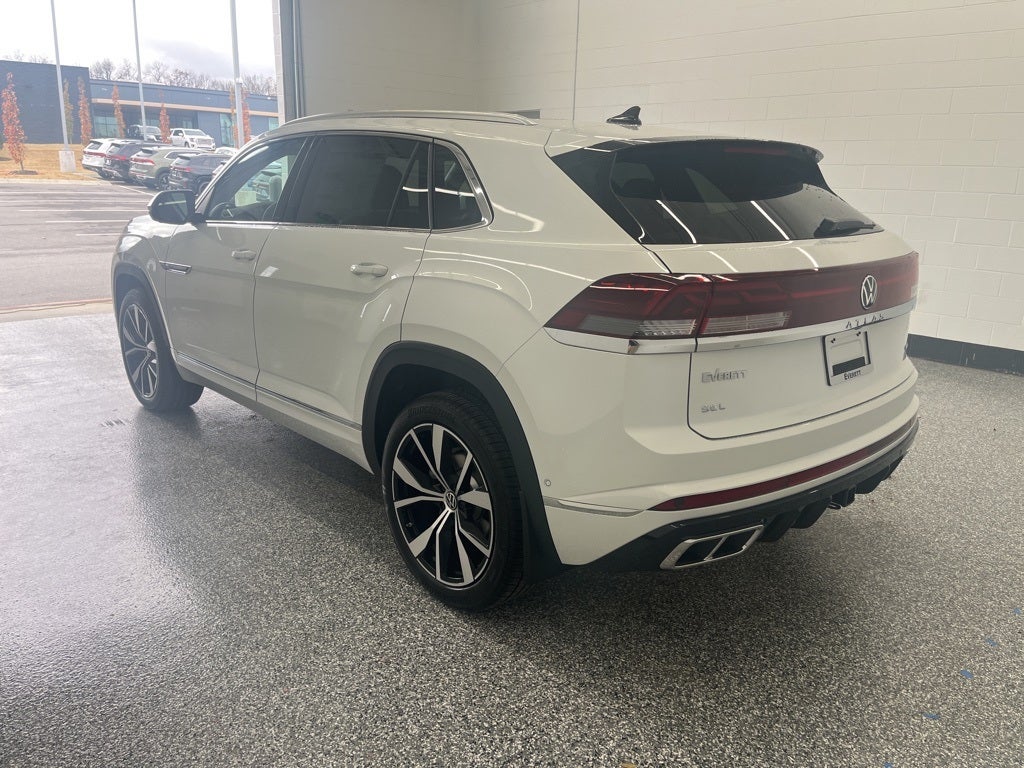 2026 Volkswagen Atlas Cross Sport 2.0T SEL Premium R-Line
