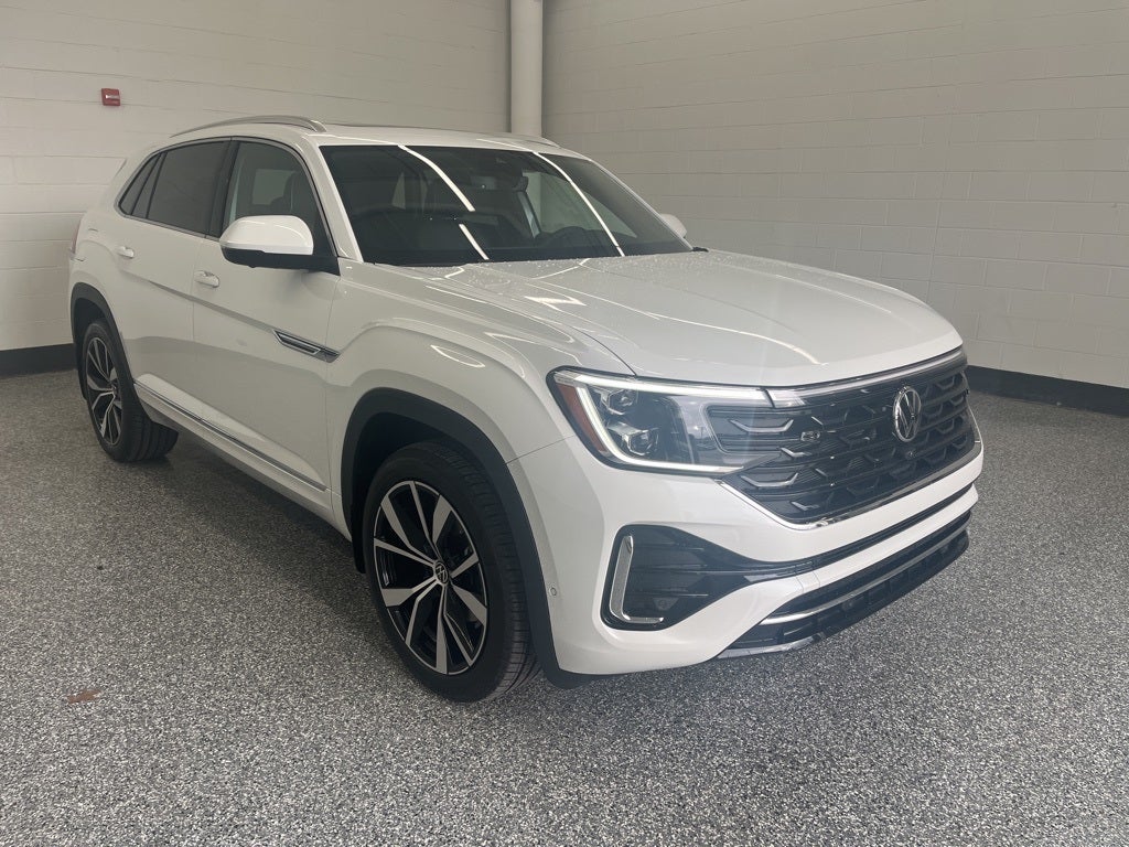 2026 Volkswagen Atlas Cross Sport 2.0T SEL Premium R-Line