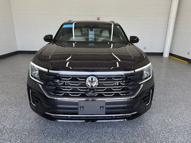 2024 Volkswagen Atlas Cross Sport 2.0T SEL Premium R-Line