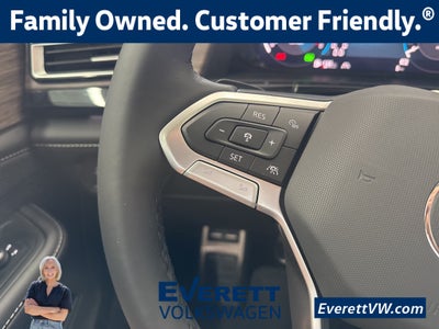 2026 Volkswagen Atlas 2.0T SEL Premium R-Line