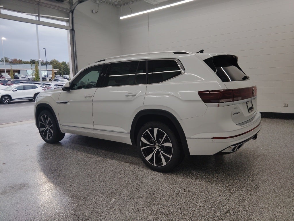 2026 Volkswagen Atlas 2.0T SEL Premium R-Line