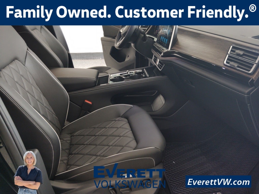 2026 Volkswagen Atlas 2.0T SEL Premium R-Line