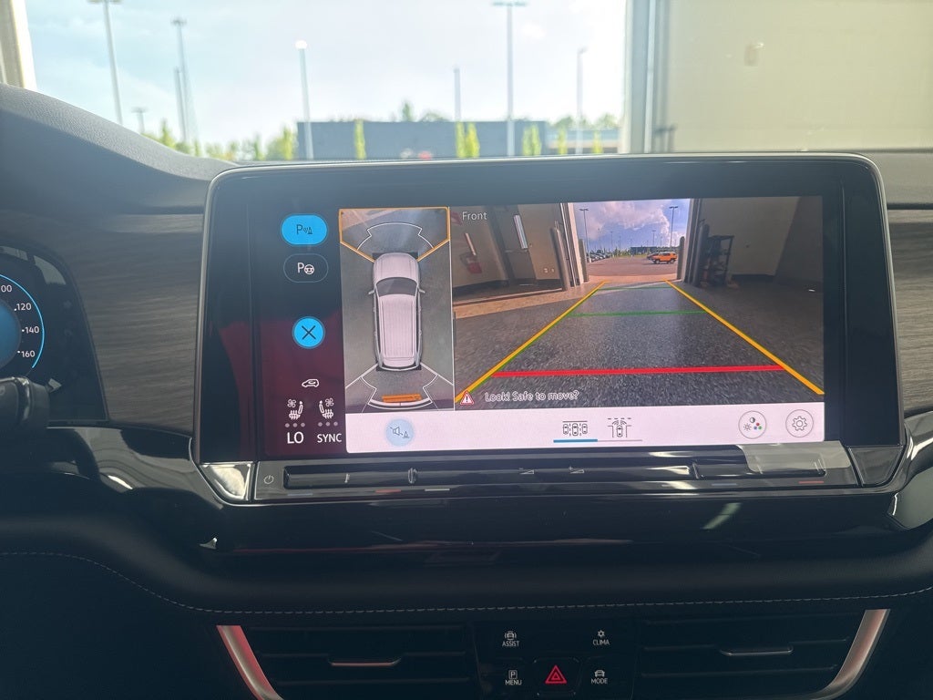 2026 Volkswagen Atlas 2.0T SEL Premium R-Line