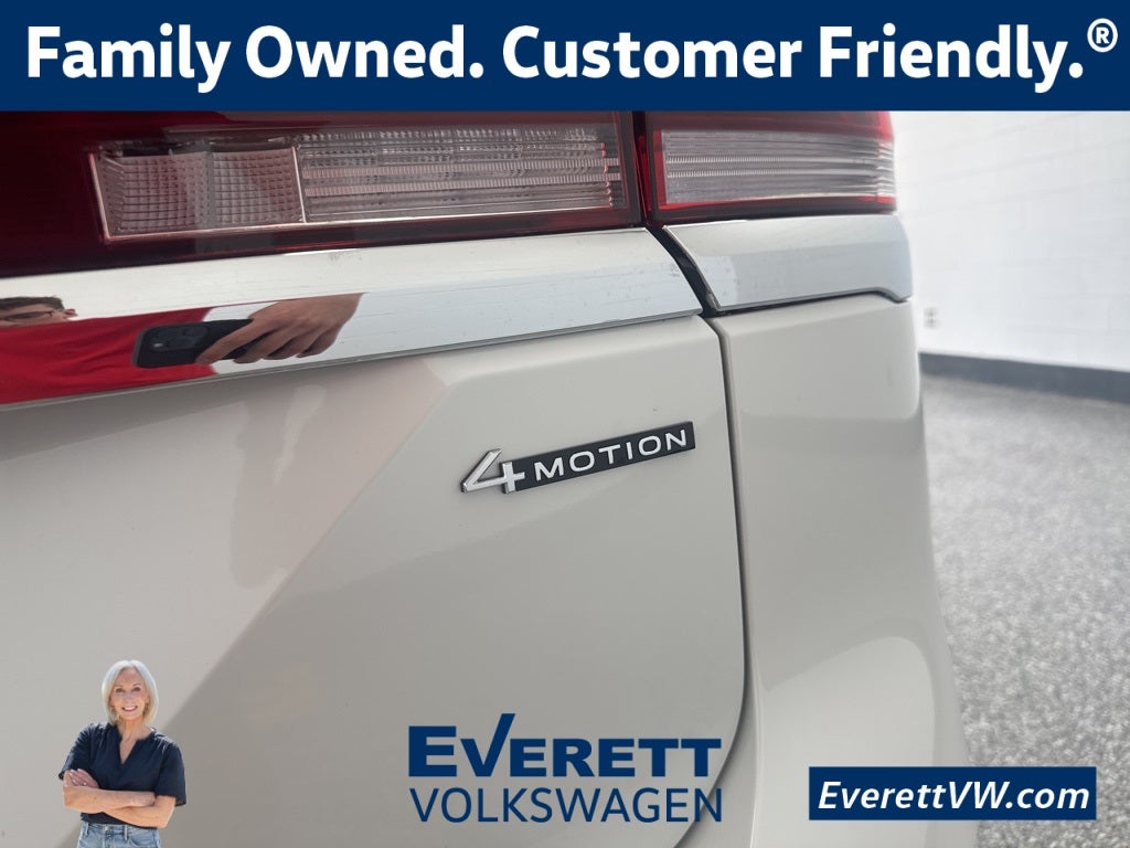 2026 Volkswagen Atlas 2.0T SEL Premium R-Line