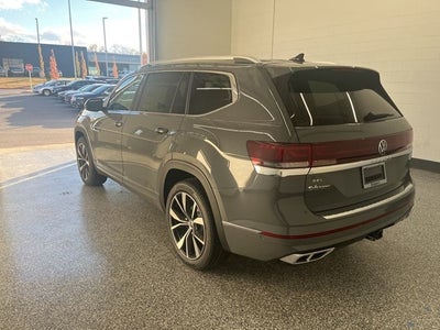 2026 Volkswagen Atlas 2.0T SEL Premium R-Line