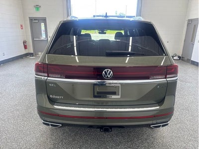 2026 Volkswagen Atlas 2.0T SEL Premium R-Line