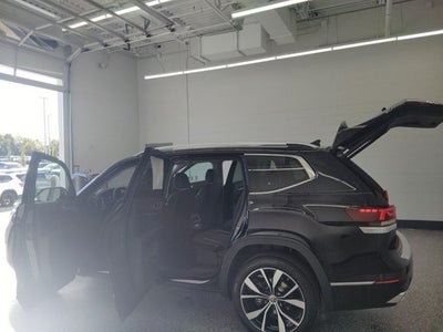 2026 Volkswagen Atlas 2.0T SEL Premium R-Line