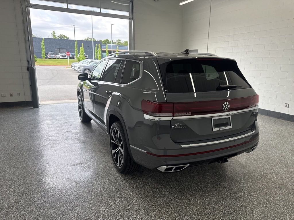 2026 Volkswagen Atlas 2.0T SEL Premium R-Line