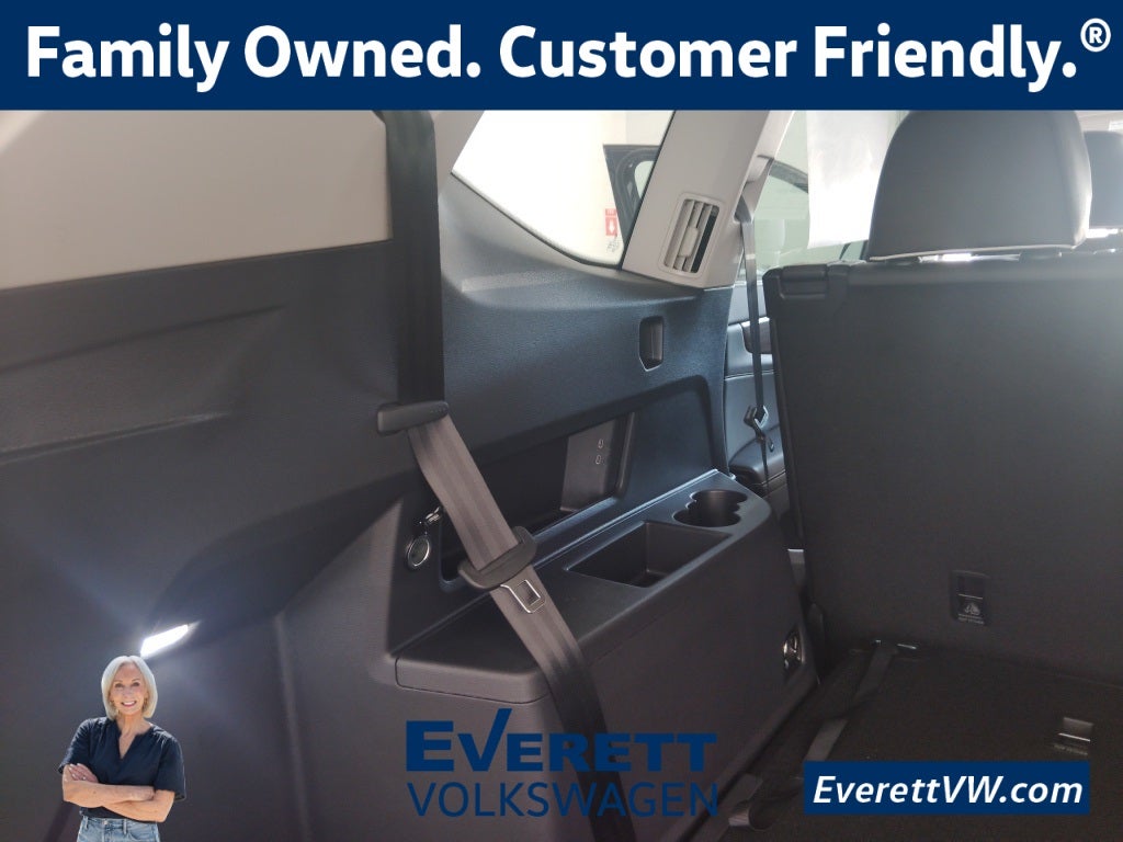 2026 Volkswagen Atlas 2.0T SEL Premium R-Line