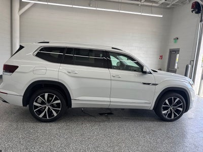 2026 Volkswagen Atlas 2.0T SEL Premium R-Line