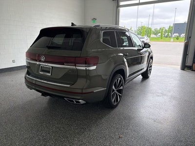 2026 Volkswagen Atlas 2.0T SEL Premium R-Line