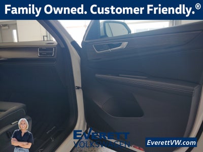 2026 Volkswagen Atlas 2.0T SEL Premium R-Line