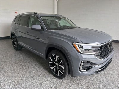 2026 Volkswagen Atlas 2.0T SEL Premium R-Line