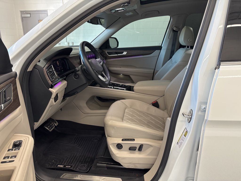 2024 Volkswagen Atlas 2.0T SEL Premium R-Line