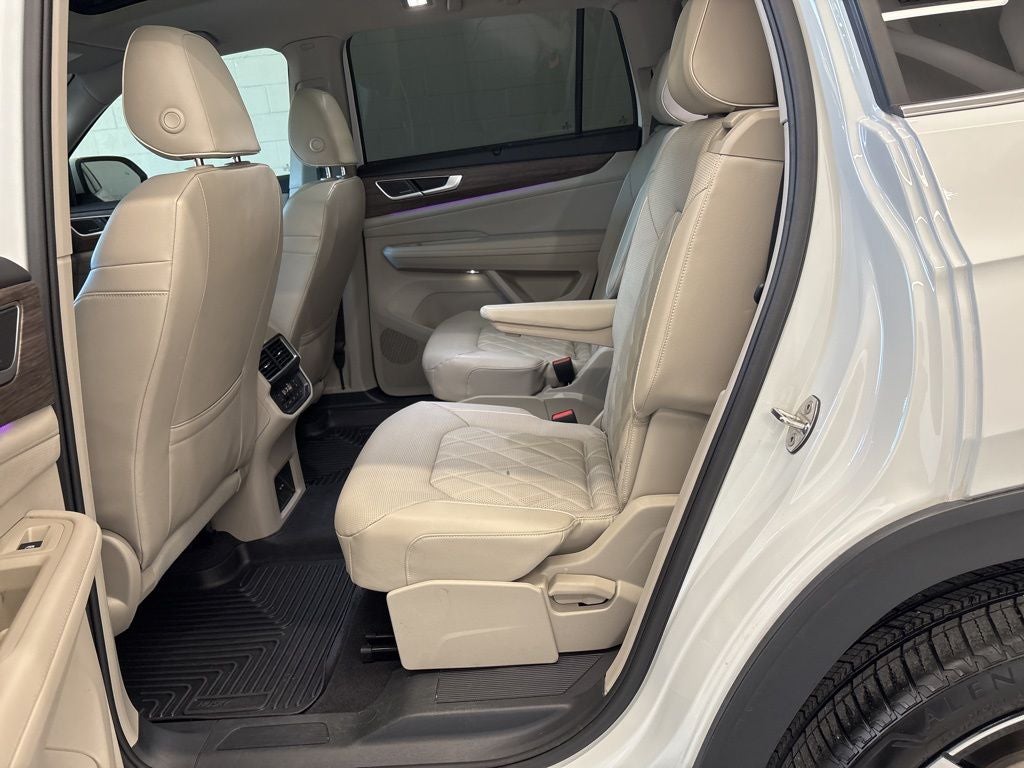 2024 Volkswagen Atlas 2.0T SEL Premium R-Line