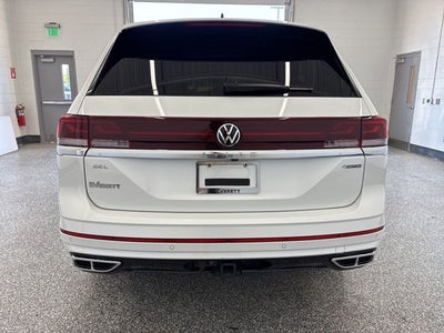 2024 Volkswagen Atlas 2.0T SEL Premium R-Line