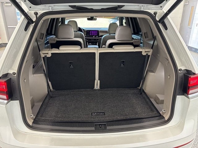 2024 Volkswagen Atlas 2.0T SEL Premium R-Line