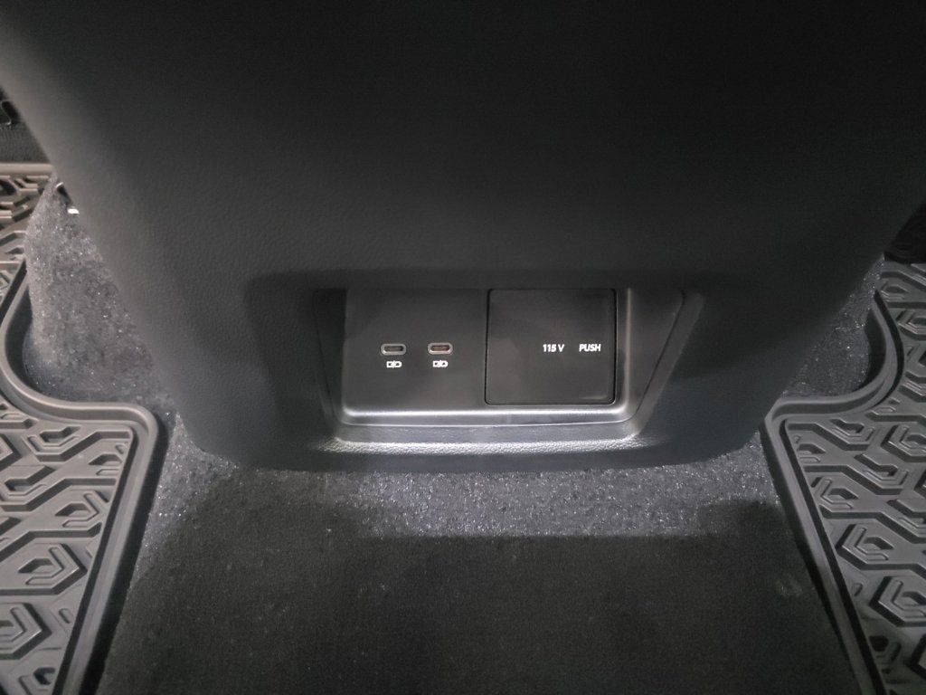 2027 Volkswagen Atlas SE w/Technology