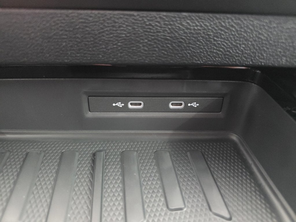 2027 Volkswagen Atlas SE w/Technology