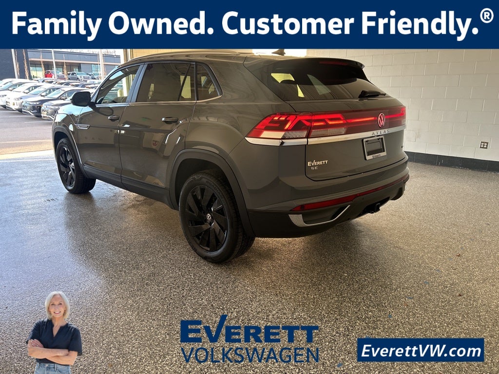 2026 Volkswagen Atlas Cross Sport 2.0T SE w/Technology