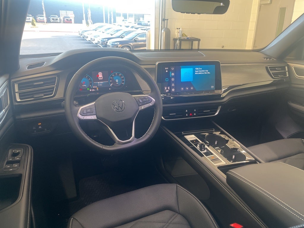 2026 Volkswagen Atlas Cross Sport 2.0T SE W/TECHNOLOGY