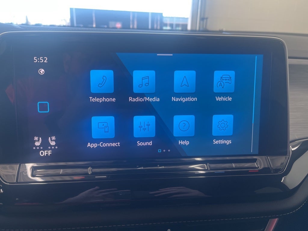 2026 Volkswagen Atlas Cross Sport 2.0T SE W/TECHNOLOGY