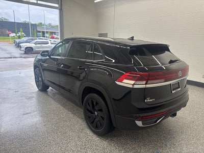 2026 Volkswagen Atlas Cross Sport 2.0T SE w/Technology